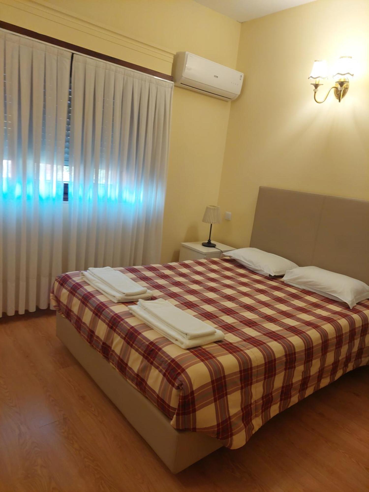 Metro Vilar Suites & Villas Vilar do Pinheiro 外观 照片